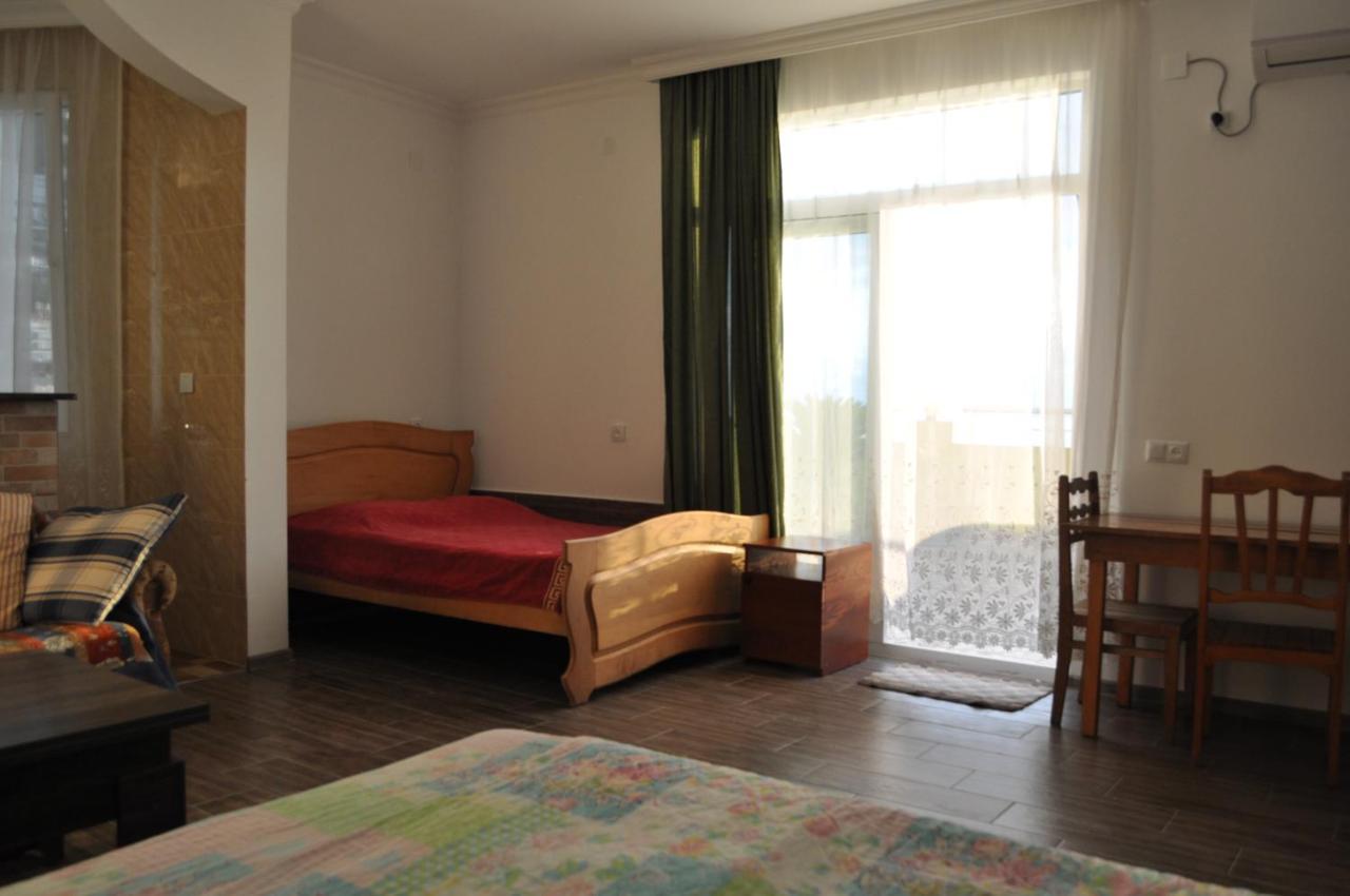 Akhmed Guest House Кваріаті Екстер'єр фото