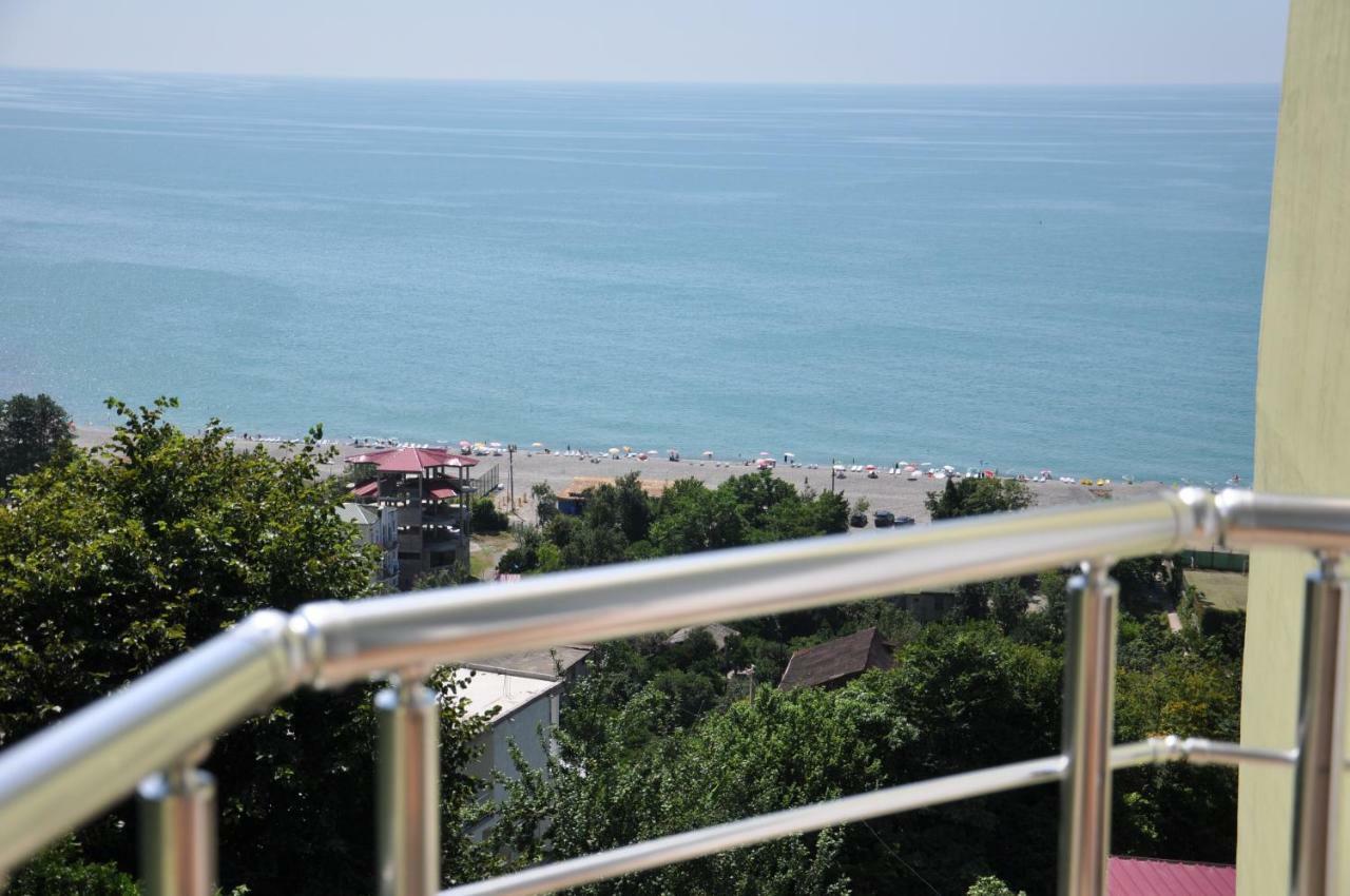 Akhmed Guest House Кваріаті Екстер'єр фото